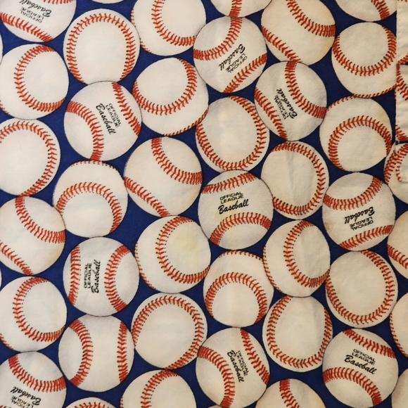 Baseball Scrubs Top Size Medium - Picture 8 of 8